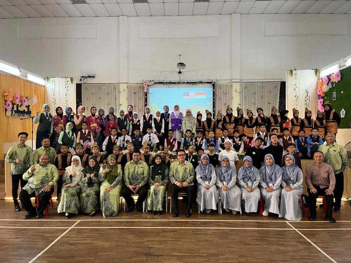 Student Attachment Program ke Malaysia dan Singapore